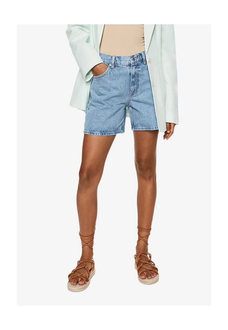 Mango Straight Denim Shorts 3 Mango Straight Denim Shorts