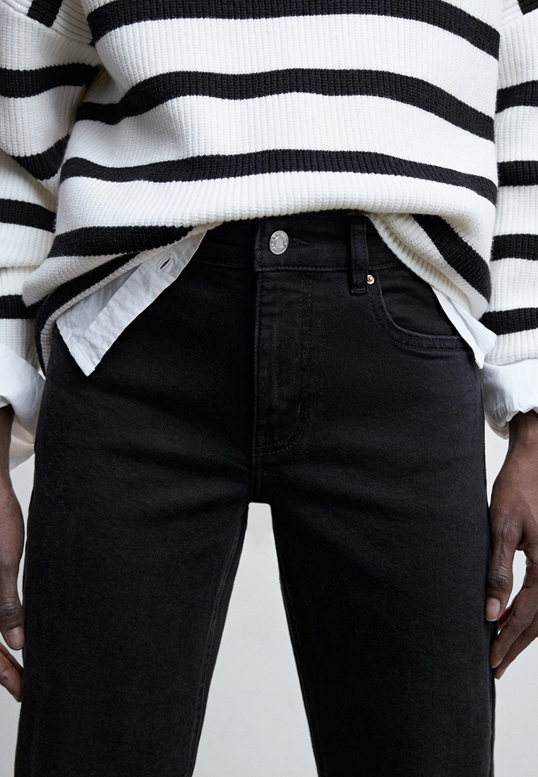 Mango Mid-Rise Straight Jeans 6 Mango Mid-Rise Straight Jeans - Image 4