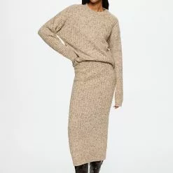 Mango Ribbed Midi Skirt -Mango popular store mango 0389 0432536 4