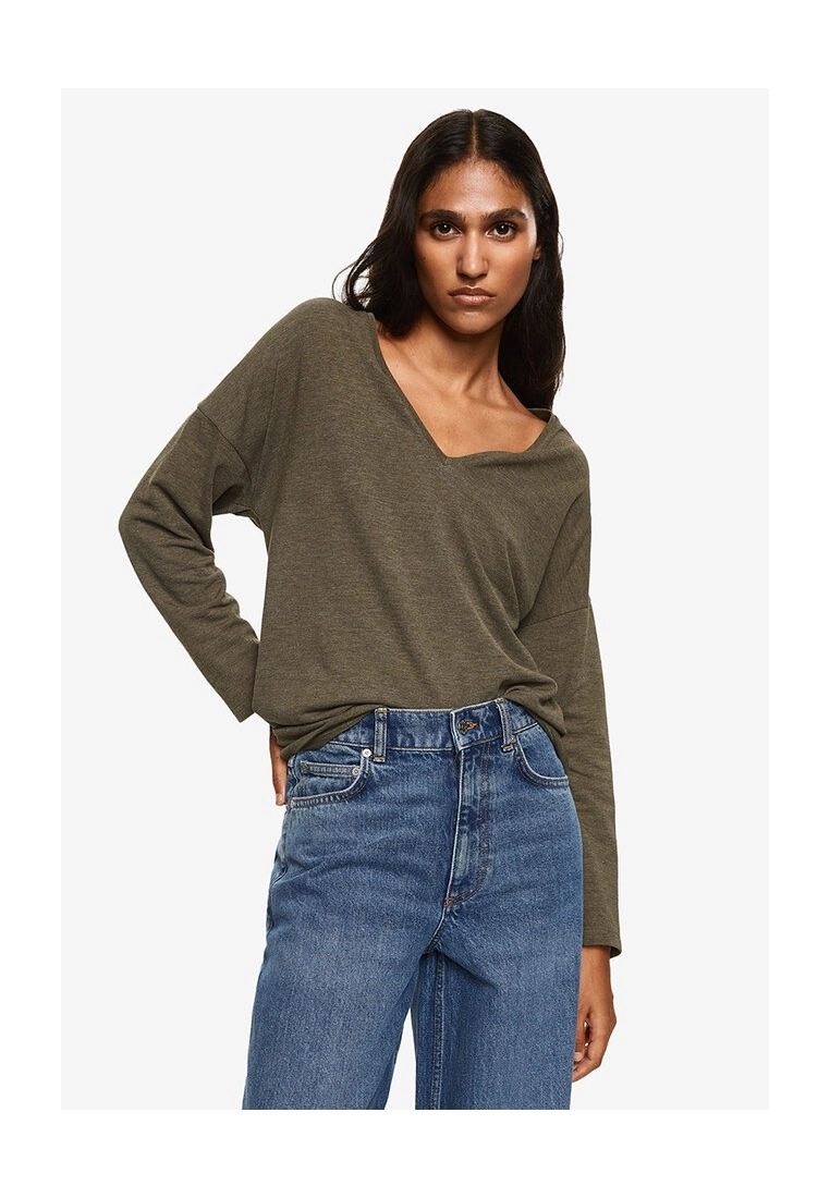 Mango V-Neck T-Shirt 3 Mango V-Neck T-Shirt