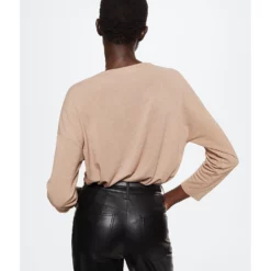 Mango V-Neck T-Shirt 12 Mango V-Neck T-Shirt -Mango popular store mango 0672 3640826 3