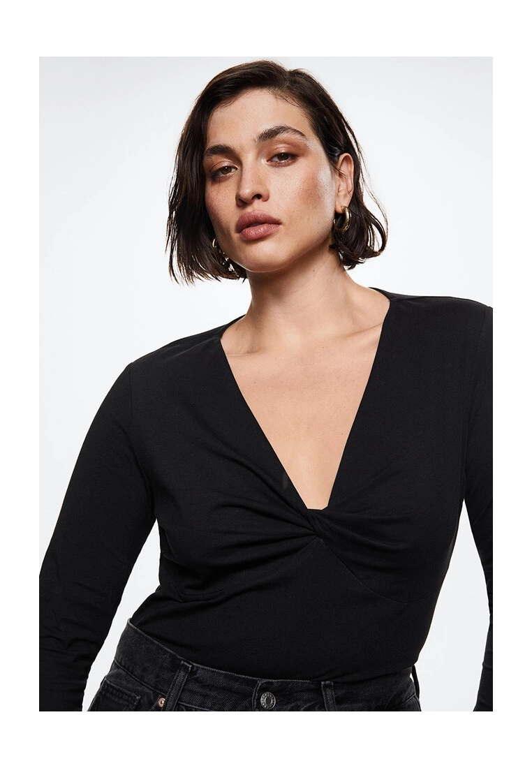 Mango Knot Detail T-Shirt 7 Mango Knot Detail T-Shirt - Image 5