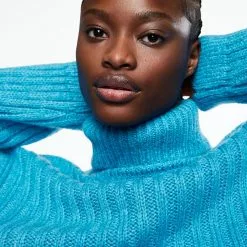 Mango Turtleneck Sweater -Mango popular store mango 0680 4821136 3