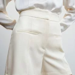 Mango High-Waist Shorts -Mango popular store mango 0680 5359046 3