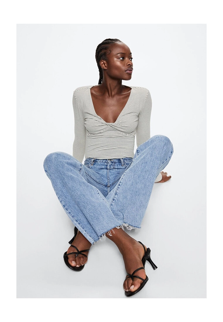 Mango Knot Detail T-Shirt 7 Mango Knot Detail T-Shirt - Image 5