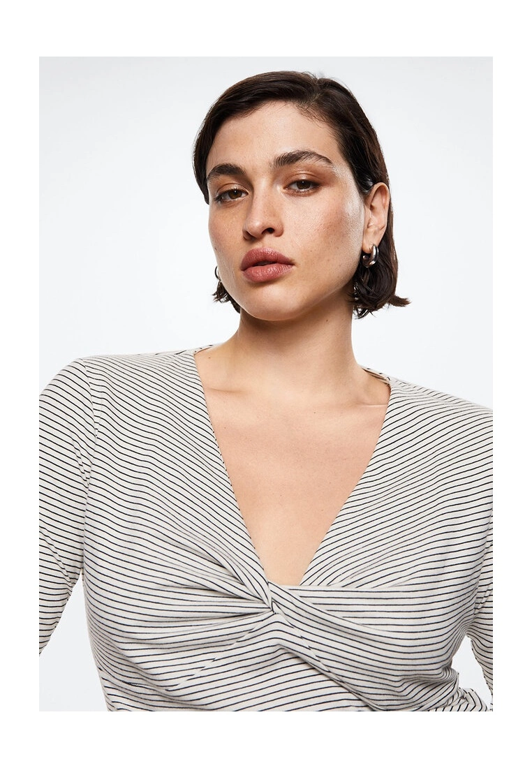 Mango Knot Detail T-Shirt 9 Mango Knot Detail T-Shirt - Image 7