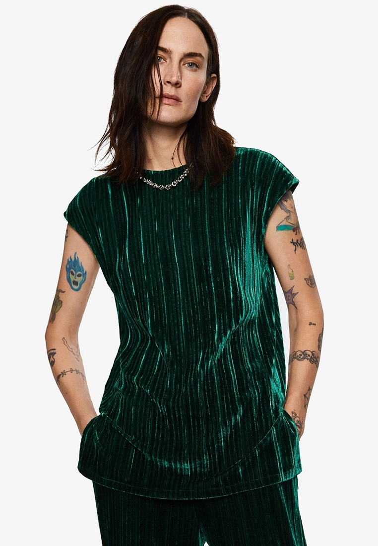 Mango Velvet Top 3 Mango Velvet Top