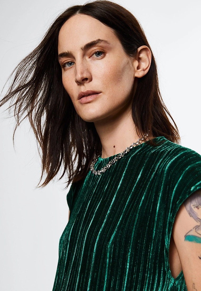 Mango Velvet Top 5 Mango Velvet Top - Image 3