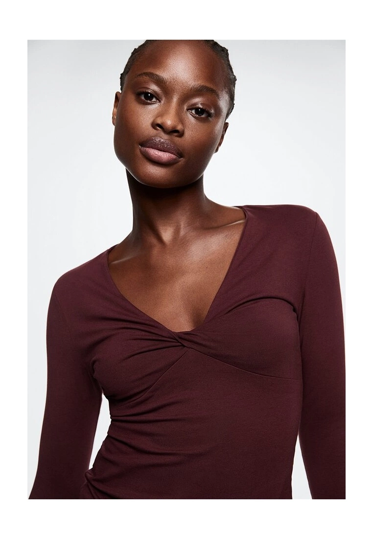 Mango Knot Detail T-Shirt 5 Mango Knot Detail T-Shirt - Image 3