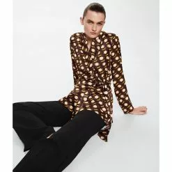 Mango Geometric Print Double-Breasted Blazer 10 Mango Geometric Print Double-Breasted Blazer -Mango popular store mango 0714 7740826 4