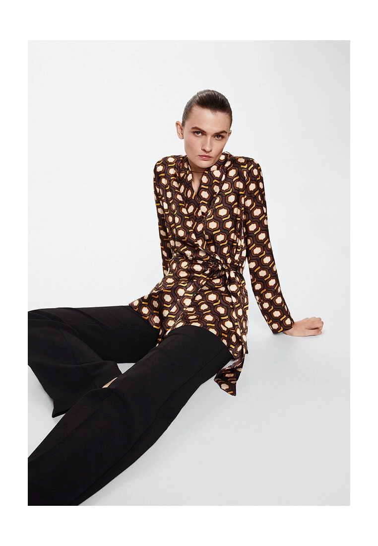 Mango Geometric Print Double-Breasted Blazer 6 Mango Geometric Print Double-Breasted Blazer - Image 4