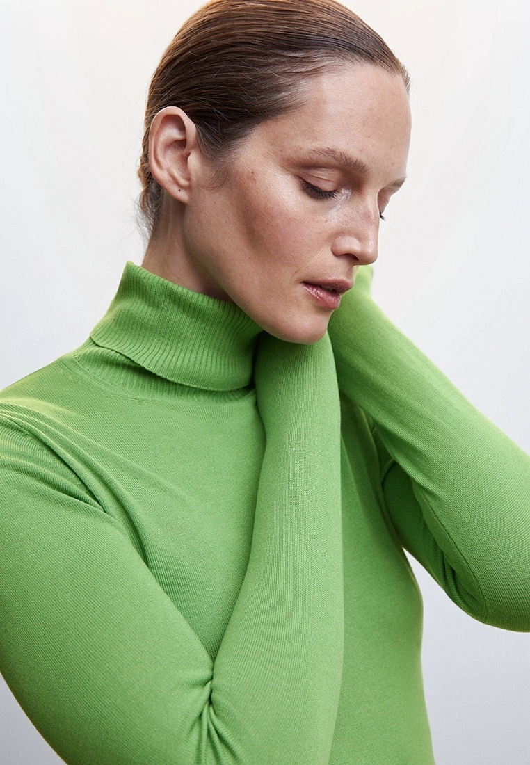 Mango Turtleneck Knitted Sweater 6 Mango Turtleneck Knitted Sweater - Image 4