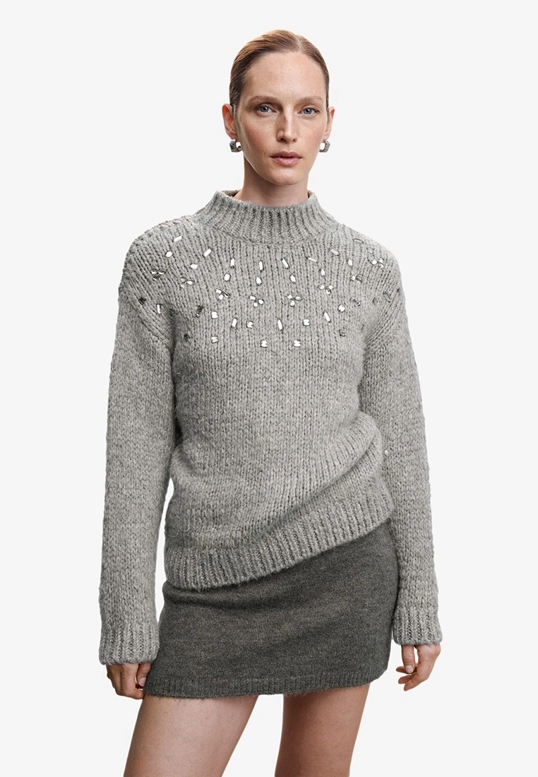 Mango Crystal Detail Sweatshirt 3 Mango Crystal Detail Sweatshirt