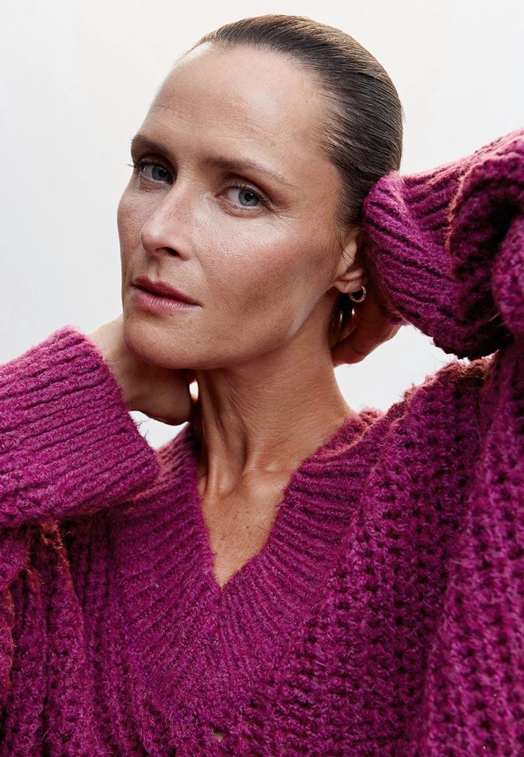 Mango V-Neckline Oversize Sweater 5 Mango V-Neckline Oversize Sweater - Image 3