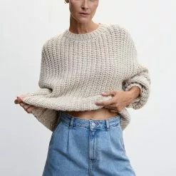 Mango Slouchy Pleated Shorts -Mango popular store mango 1582 0532536 4