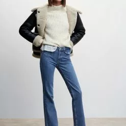 Mango Mid-Rise Flared Jeans -Mango popular store mango 1697 6657636 5