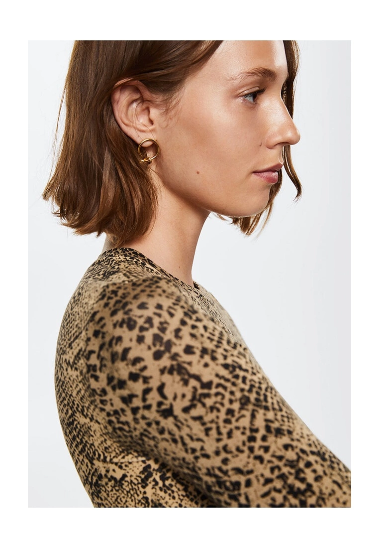 Mango Printed Long Sleeve T-Shirt 5 Mango Printed Long Sleeve T-Shirt - Image 3