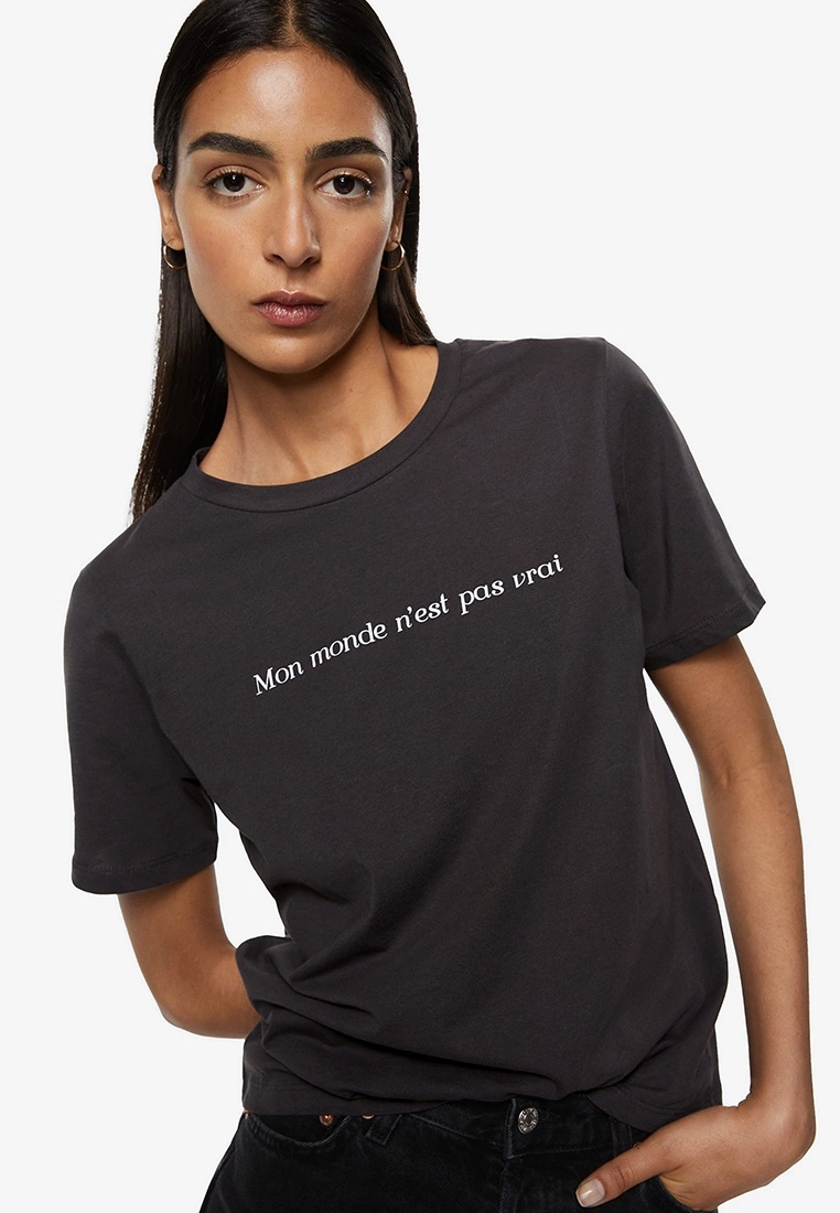 Mango Graphic T-Shirt 3 Mango Graphic T-Shirt