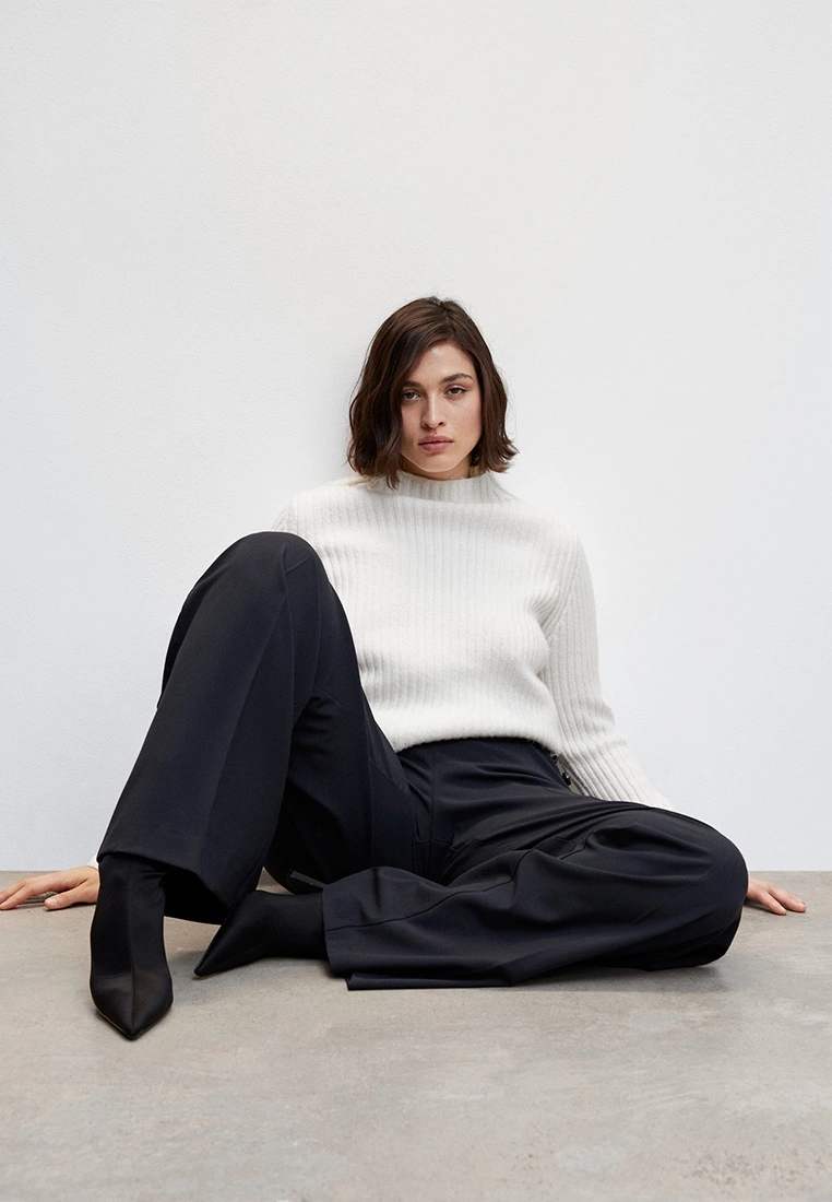 Mango Side Buttons Trousers 10 Mango Side Buttons Trousers - Image 8