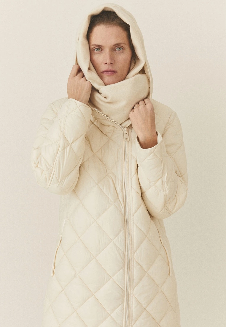 Mango Hood Quilted Coat 8 Mango Hood Quilted Coat - Image 6