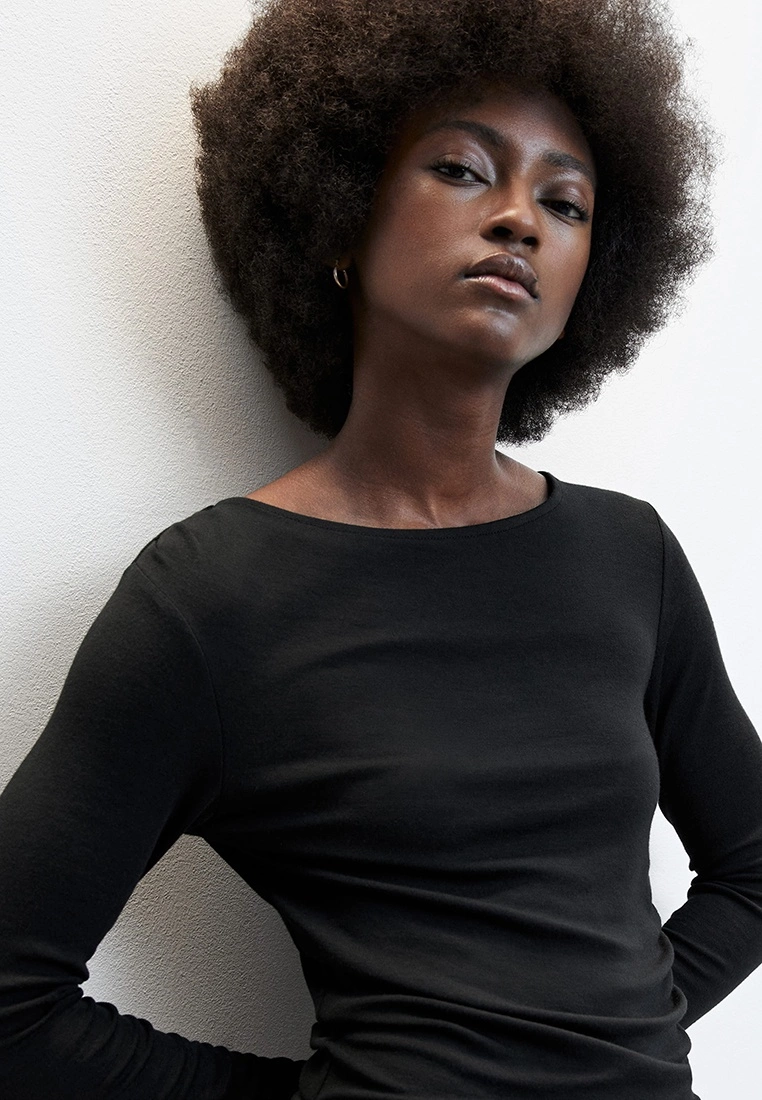 Mango Ruched Detail T-Shirt 5 Mango Ruched Detail T-Shirt - Image 3