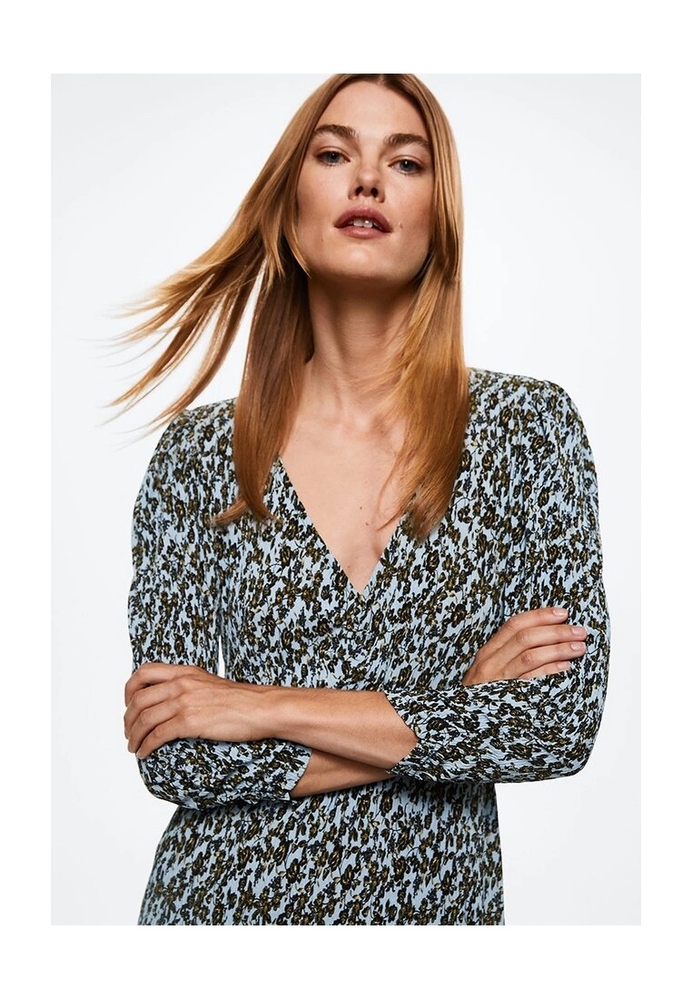 Mango Printed Pleated Dress 6 Mango Printed Pleated Dress - Image 4