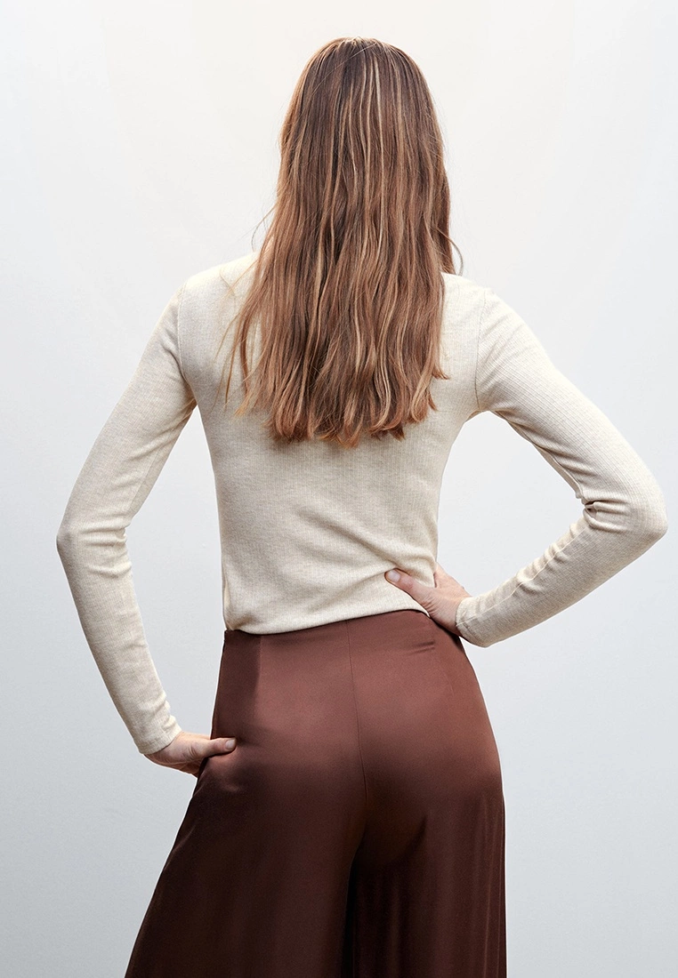 Mango Textured Knit T-Shirt 4 Mango Textured Knit T-Shirt - Image 2