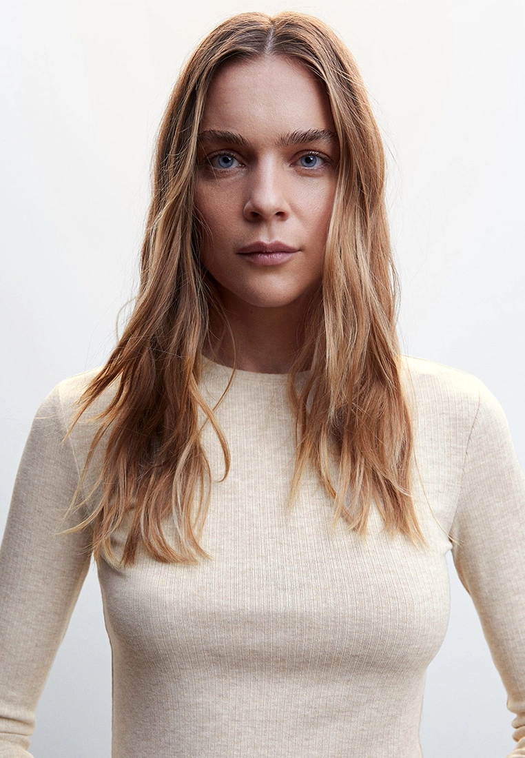 Mango Textured Knit T-Shirt 5 Mango Textured Knit T-Shirt - Image 3