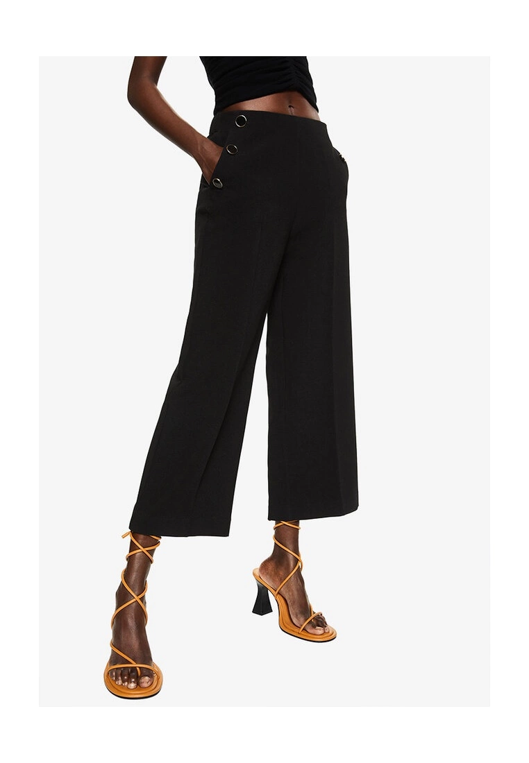 Mango Cropped Button Trousers 3 Mango Cropped Button Trousers