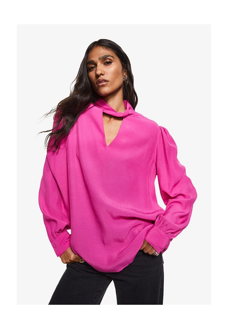 Mango Puffed Sleeves Flowy Blouse 3 Mango Puffed Sleeves Flowy Blouse