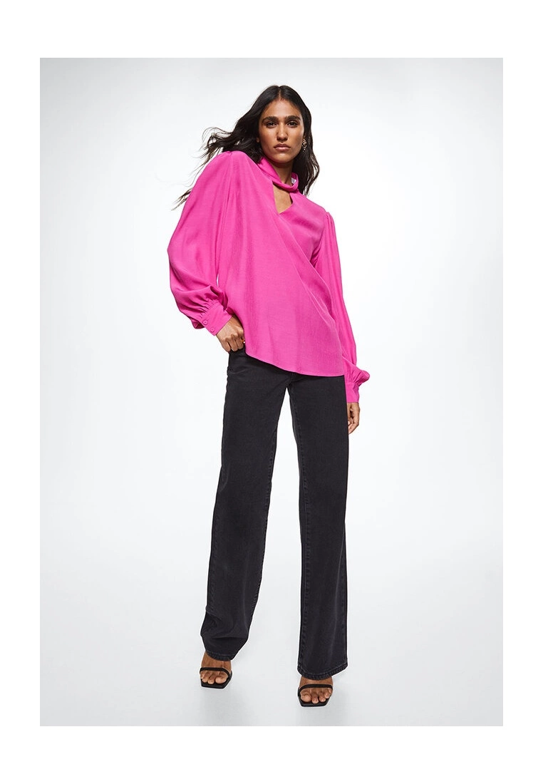 Mango Puffed Sleeves Flowy Blouse 7 Mango Puffed Sleeves Flowy Blouse - Image 5