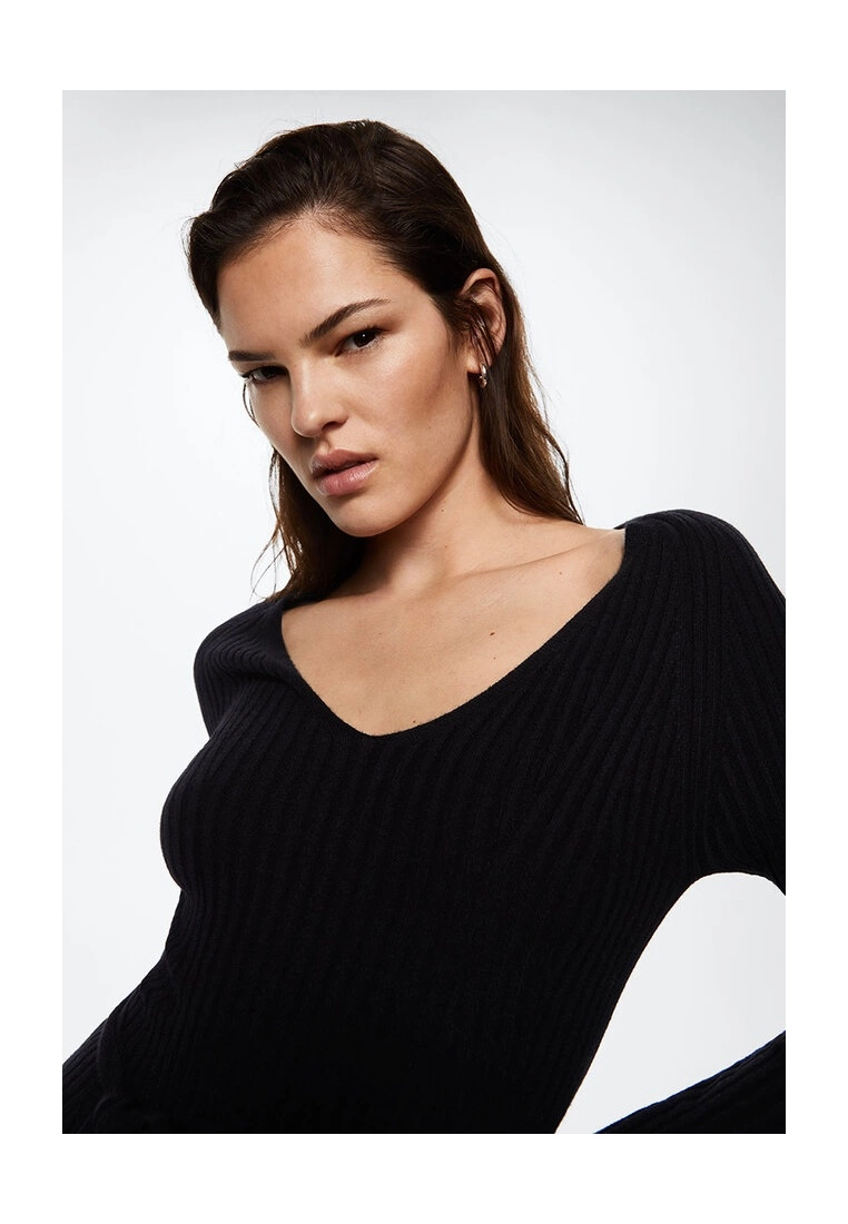 Mango Bow Knitted Dress 6 Mango Bow Knitted Dress - Image 4