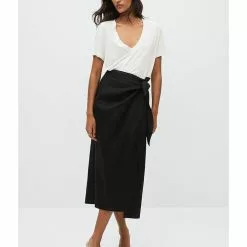 Mango V-Neck Flowy T-Shirt -Mango popular store mango 4080 2158526 5