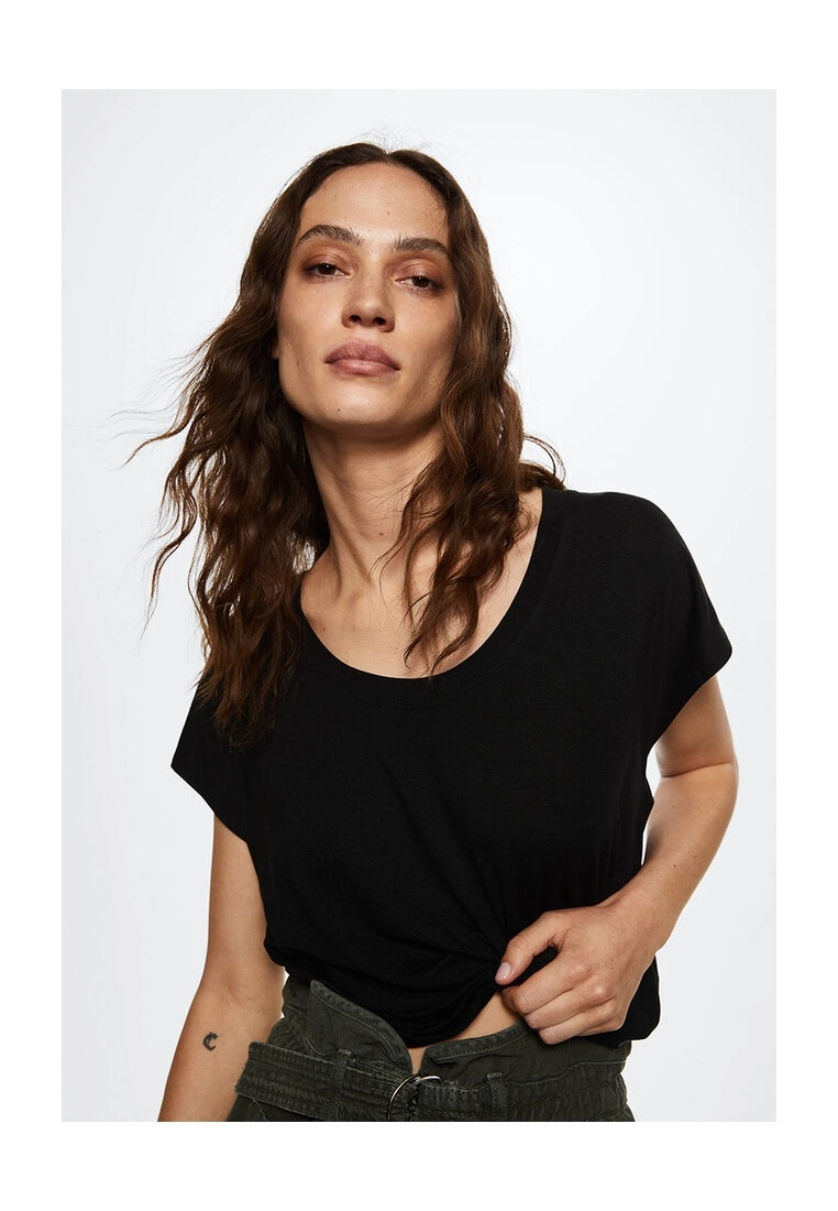 Mango Oversize T-Shirt 6 Mango Oversize T-Shirt - Image 4