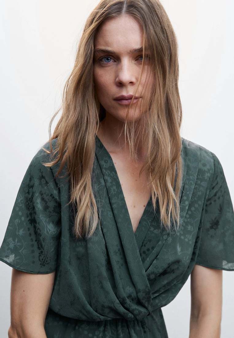 Mango Jacquard Flowy Blouse 5 Mango Jacquard Flowy Blouse - Image 3