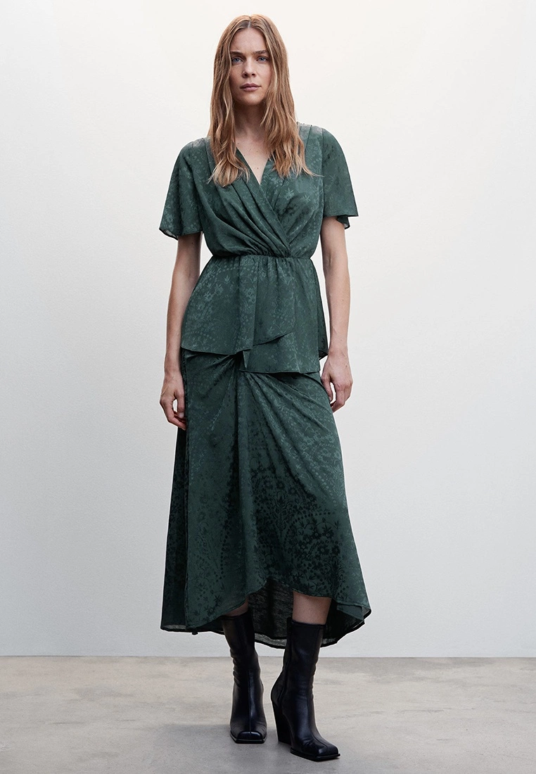 Mango Jacquard Flowy Blouse 8 Mango Jacquard Flowy Blouse - Image 6