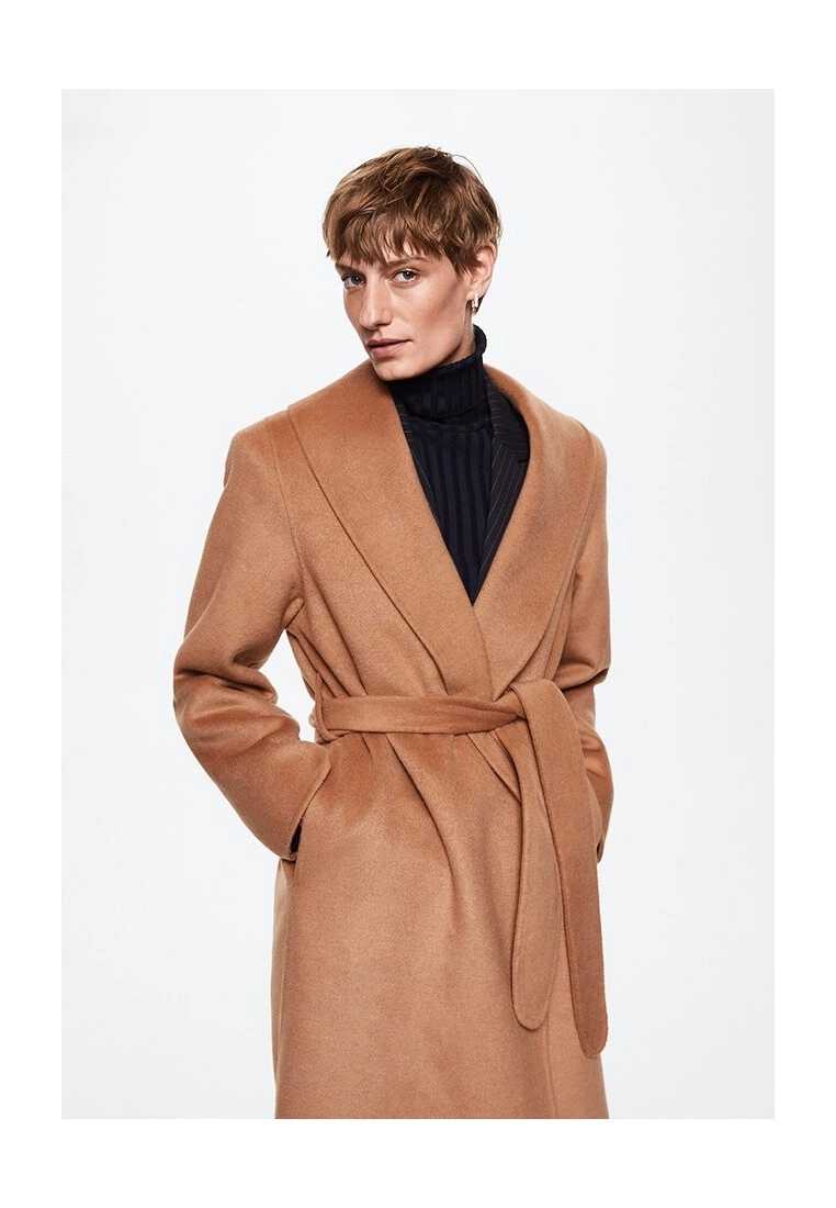 Mango Wool Handmade Coat 5 Mango Wool Handmade Coat - Image 3