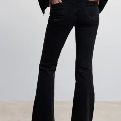 Mango Medium-Rise Flared Jeans -Mango popular store mango 5251 9790736 3