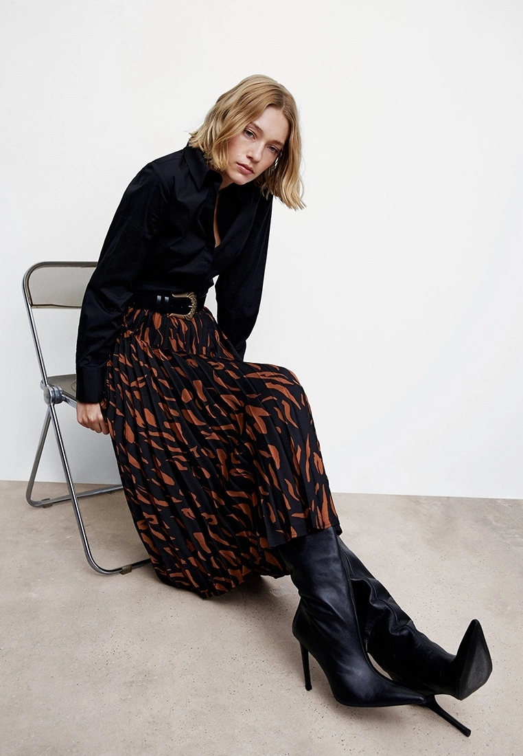 Mango Abstract Print Pleated Skirt 8 Mango Abstract Print Pleated Skirt - Image 6