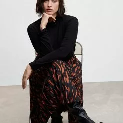 Mango Abstract Print Pleated Skirt 17 Mango Abstract Print Pleated Skirt -Mango popular store mango 5347 1152636 7