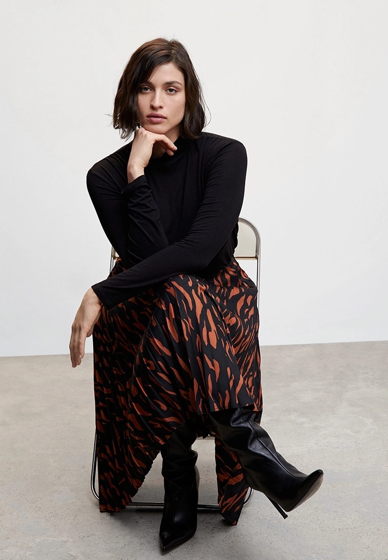 Mango Abstract Print Pleated Skirt 9 Mango Abstract Print Pleated Skirt - Image 7