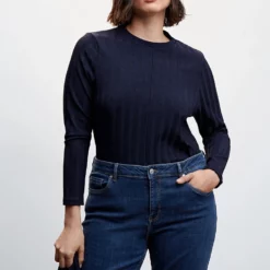 Mango Mid-Rise Flared Jeans 11 Mango Mid-Rise Flared Jeans -Mango popular store mango 5542 9490736 2