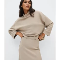 Mango Oversized Sweatshirt -Mango popular store mango 6353 4322726 4