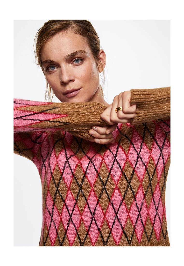 Mango Rhombus Design Sweater 6 Mango Rhombus Design Sweater - Image 4