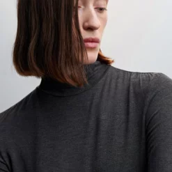 Mango Turtleneck Long-Sleeved T-Shirt -Mango popular store mango 7032 1077836 4