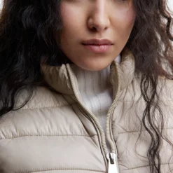 Mango Ultra-Light Quilted Gilet 15 Mango Ultra-Light Quilted Gilet -Mango popular store mango 7100 7971046 6