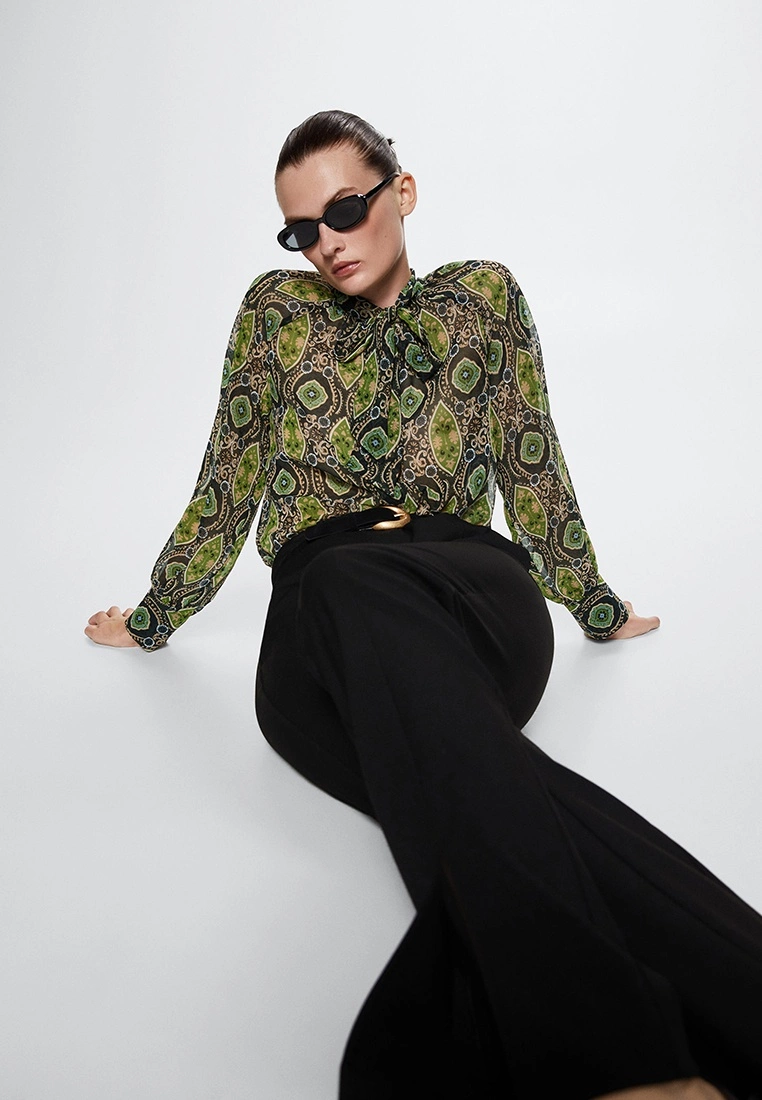 Mango Flowy Printed Blouse 5 Mango Flowy Printed Blouse - Image 3