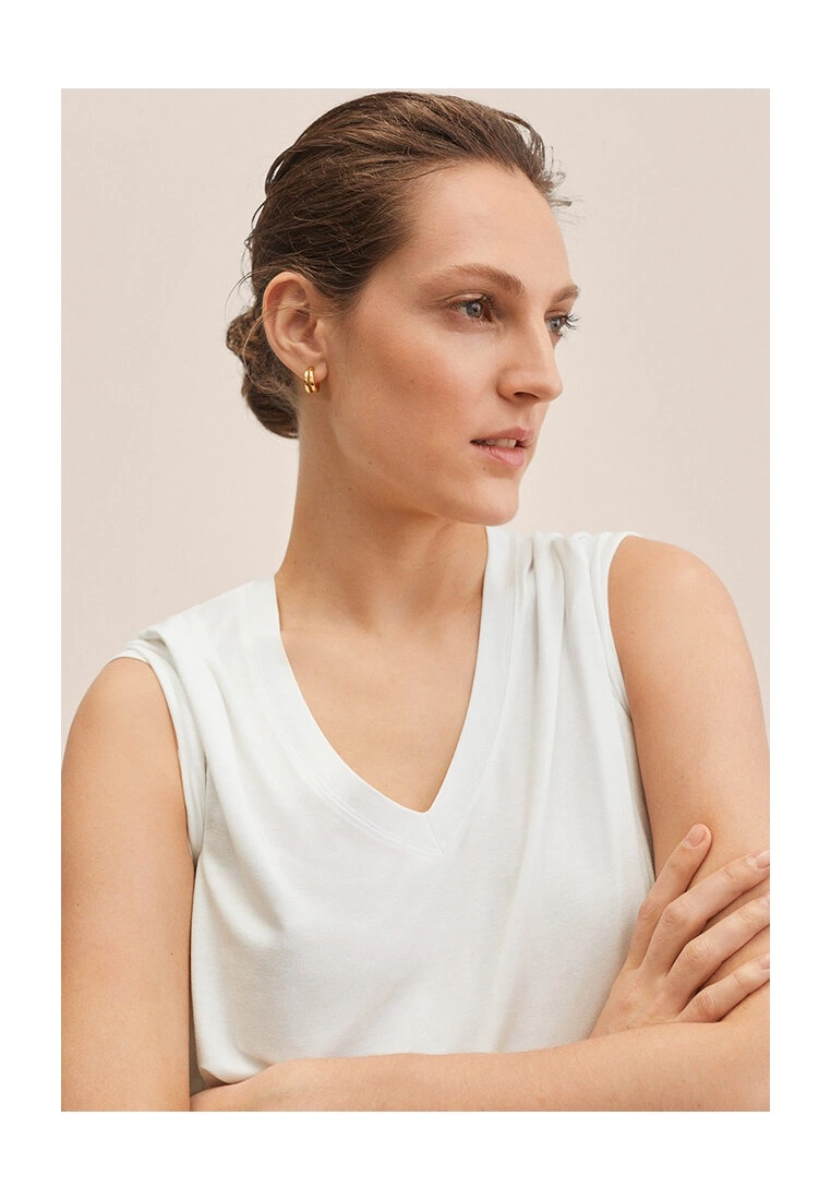 Mango V-Neck T-Shirt 6 Mango V-Neck T-Shirt - Image 4