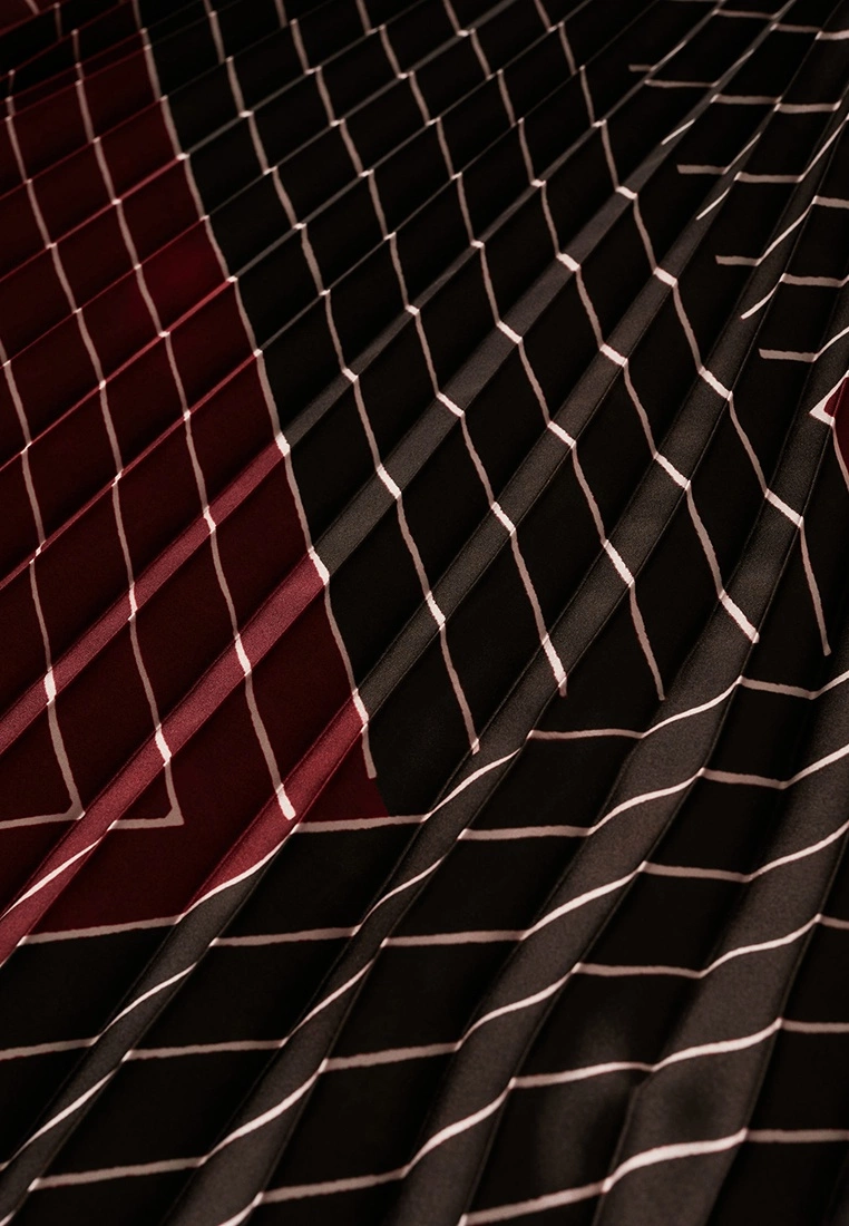 Mango Printed Pleated Skirt 6 Mango Printed Pleated Skirt - Image 4