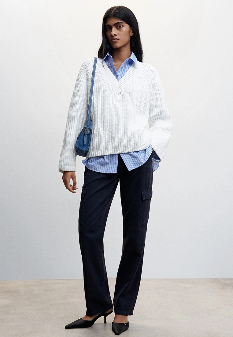 Mango Thick Knit V-Neck Sweater 8 Mango Thick Knit V-Neck Sweater - Image 6